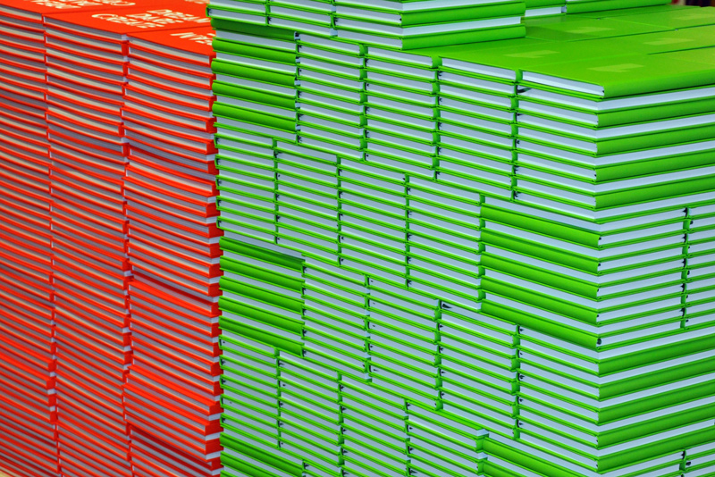 Die Hardcoverbücher – Matt lackiert mit partielle UV-Lackierung und rundem Rücken